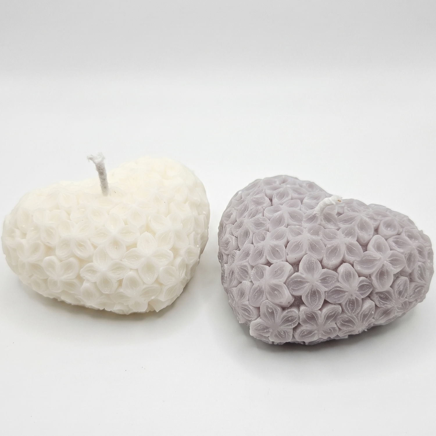 Bougie décorative Cœur fleuri - Gris / Vanille